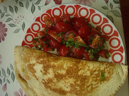 Kolbászos , krumplis  quesadilla