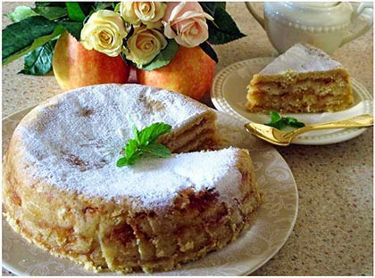 Rakott almatorta
