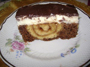 Tejszínes rózsa szelet