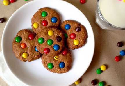 Csodakeksz M&M`s cukorkával (sutitakarok.cafeblog)