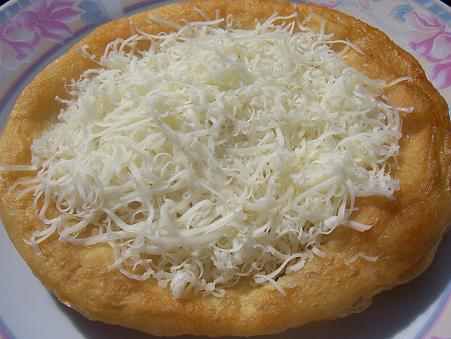 Kefíres lángos
