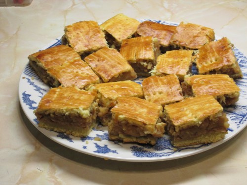 453. Almás pite
