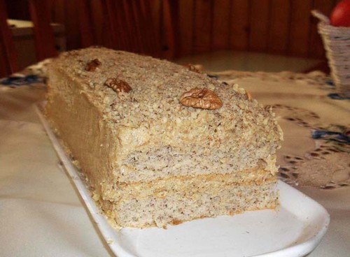 Pillekönnyű diós szelet