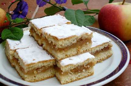 Bögrés almás linzer
