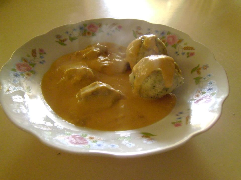 Vaddisznó vadasan, bajor zsemlegombóccal