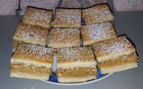Almás vagy meggyes pite