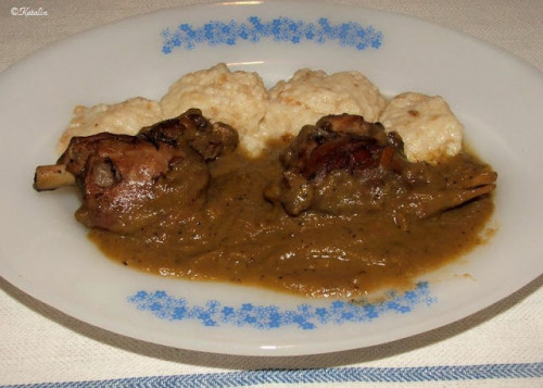 Nyúlcombok vadasan