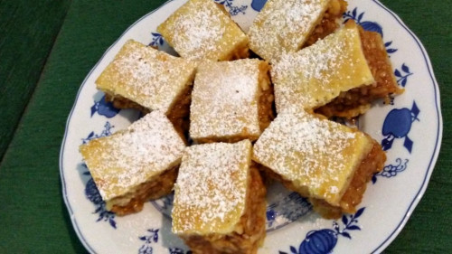 Almás pite