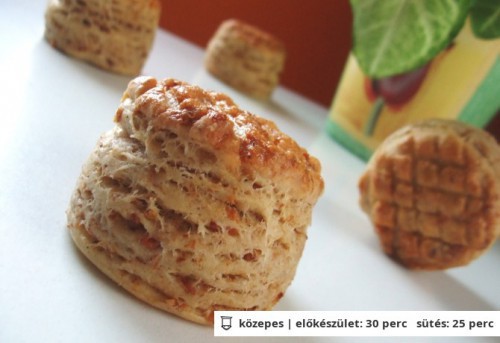 Hajtogatott tepertős pogácsa