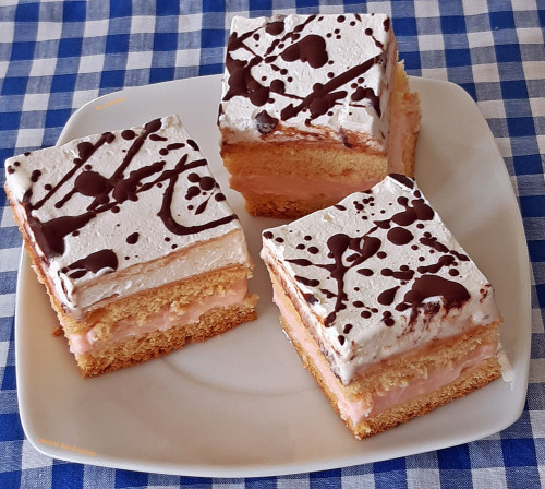 Puncskocka piskótából